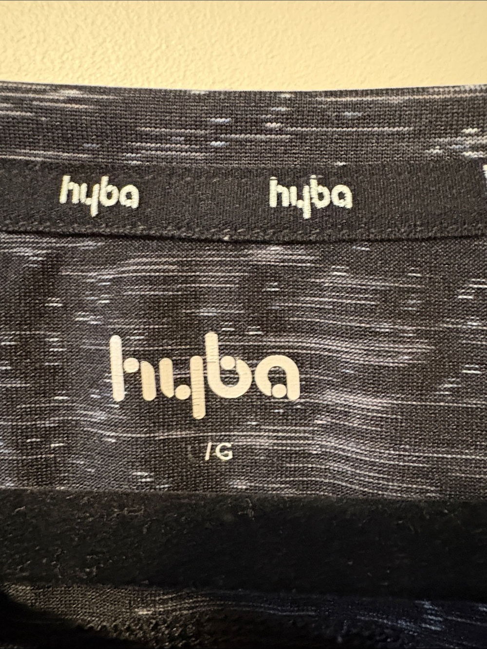 Hyba Short Sleeve Active Tee in Purple and Black Heather - Picture 3 of 4